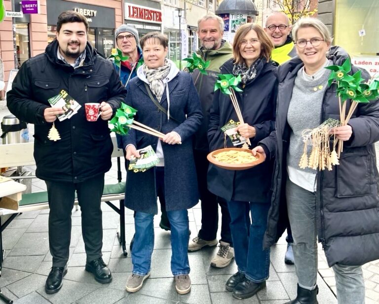 Gespräche am Infostand und viele neue Mitglieder